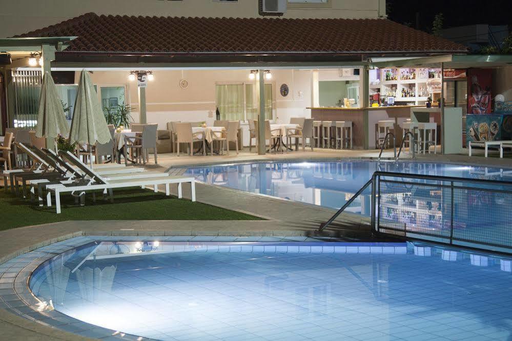 Apartamento Blue Sky Agia Marina Exterior foto